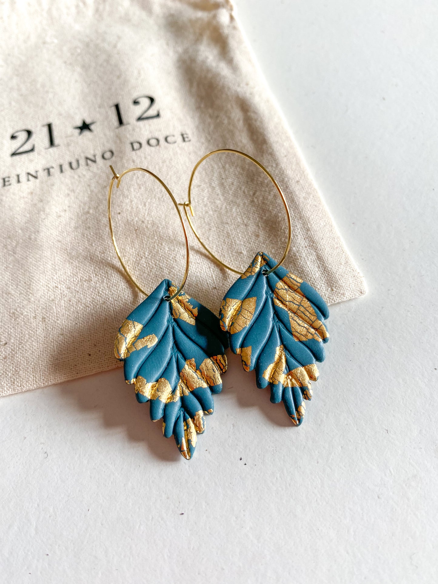 Aros Gondar Azul Petróleo / Dorado