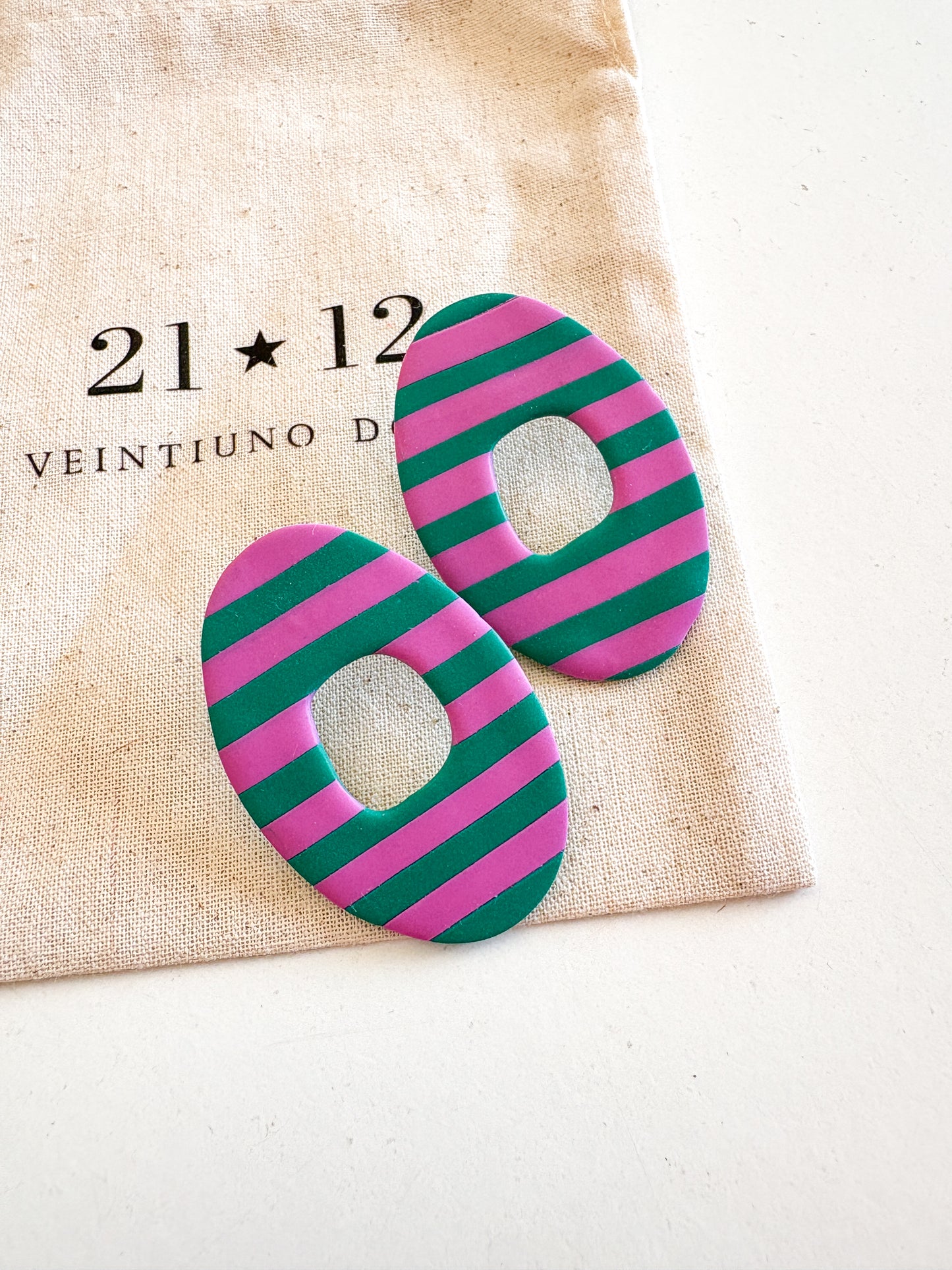 Aros Ger Rayas Verde / Rosado