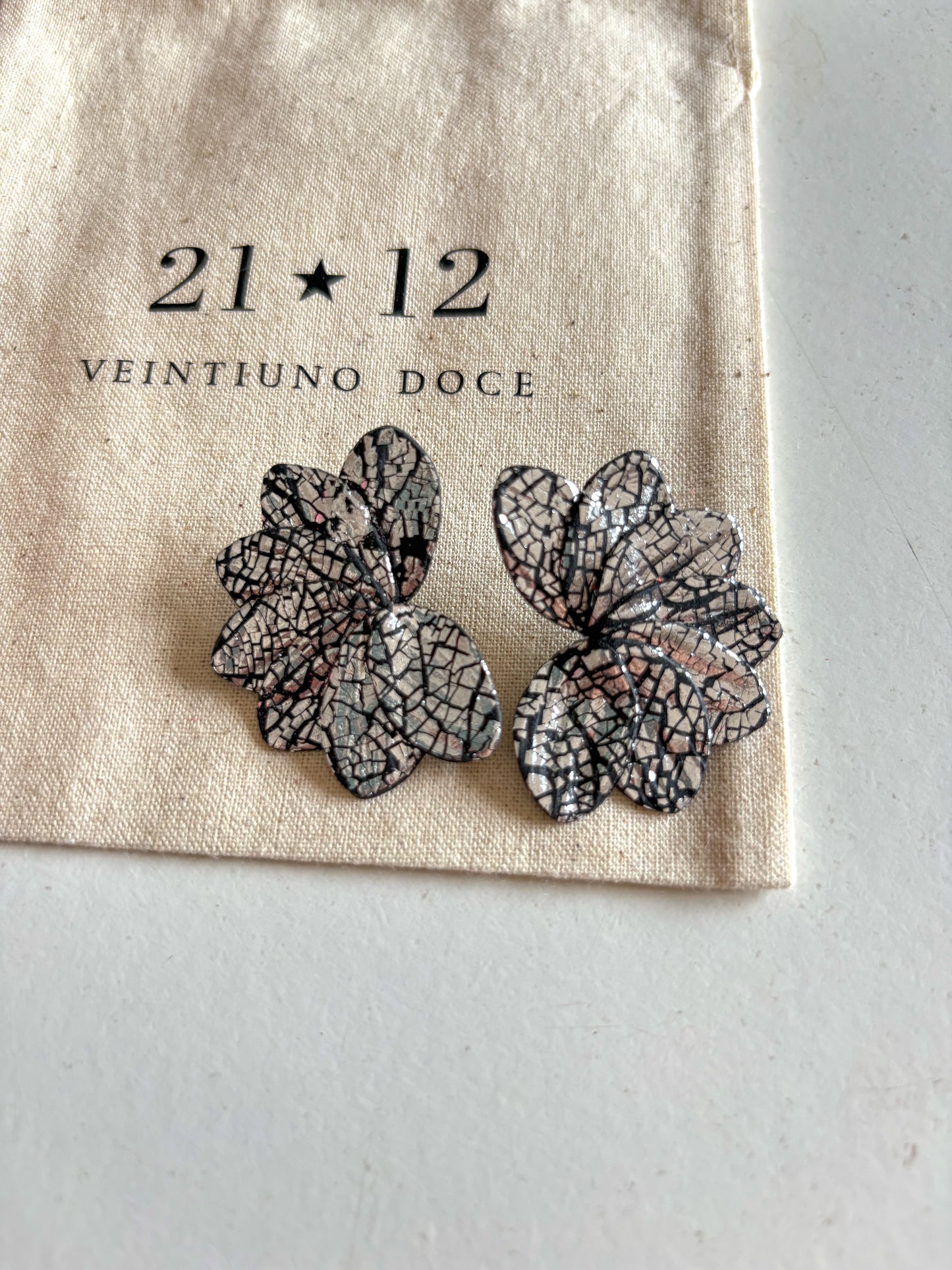 Aros Josefa Negro/ Plateado