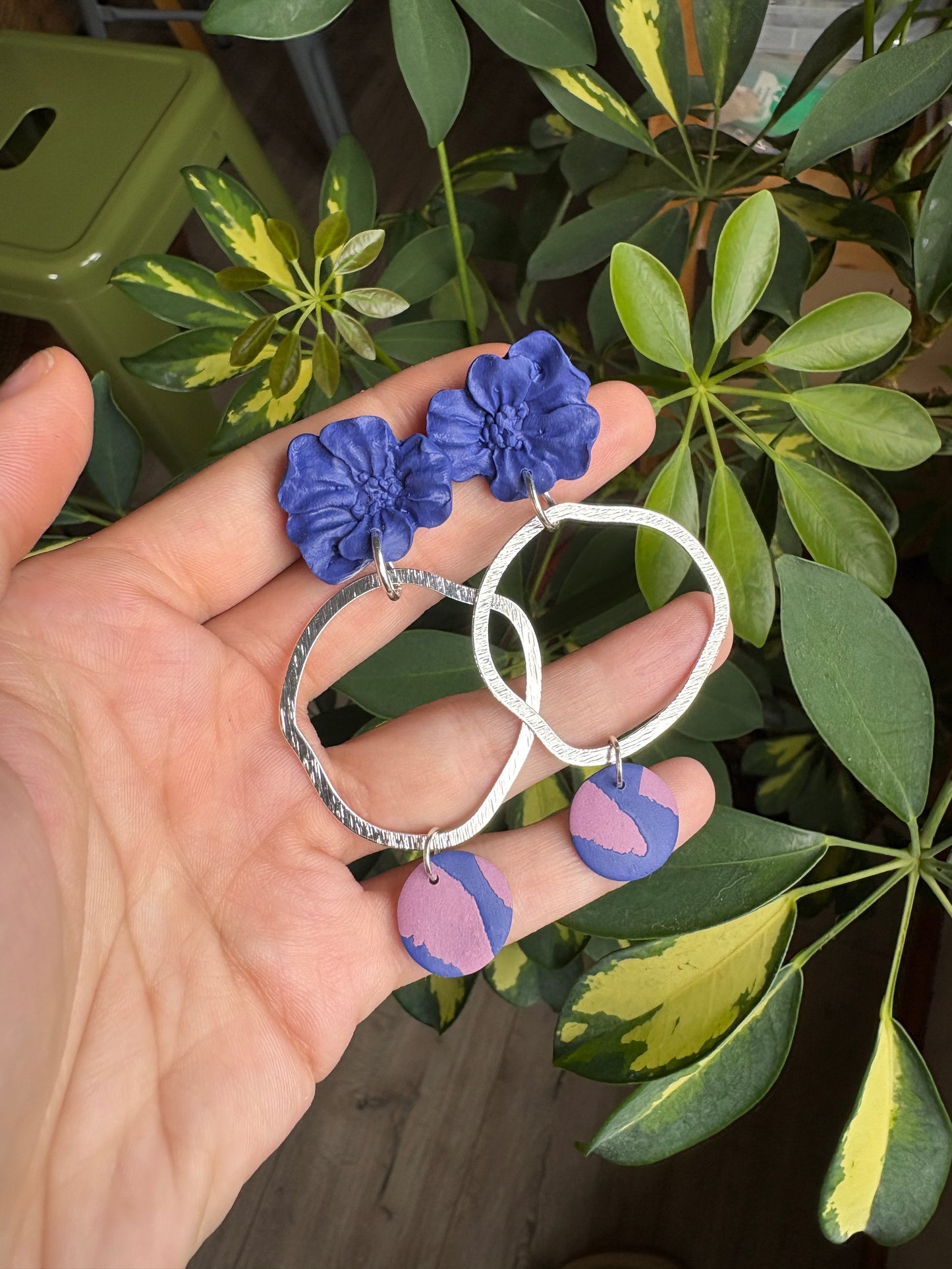 Aros Maca Morado Oscuro