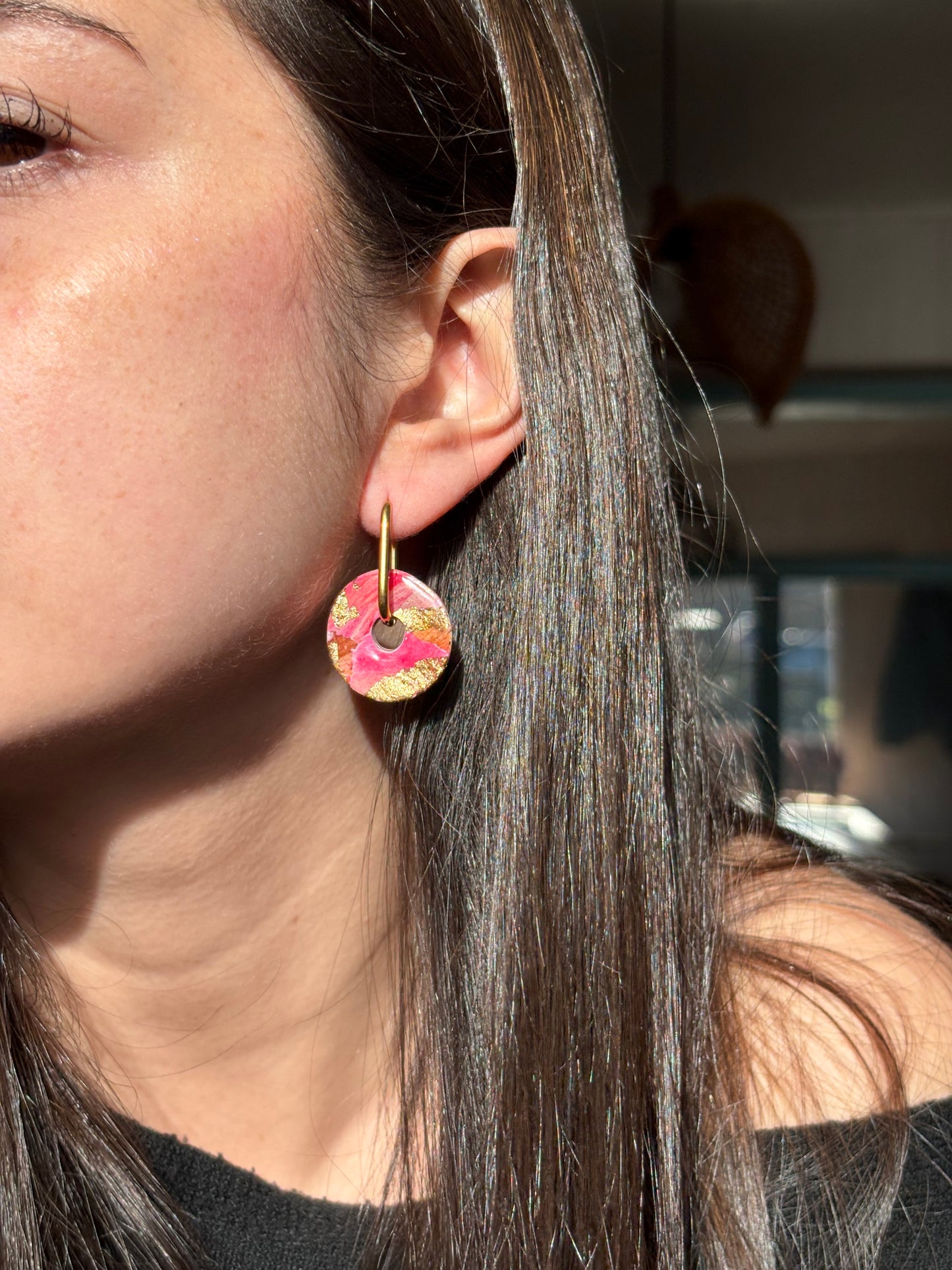 Aros Argolla Ovalada Fucsia