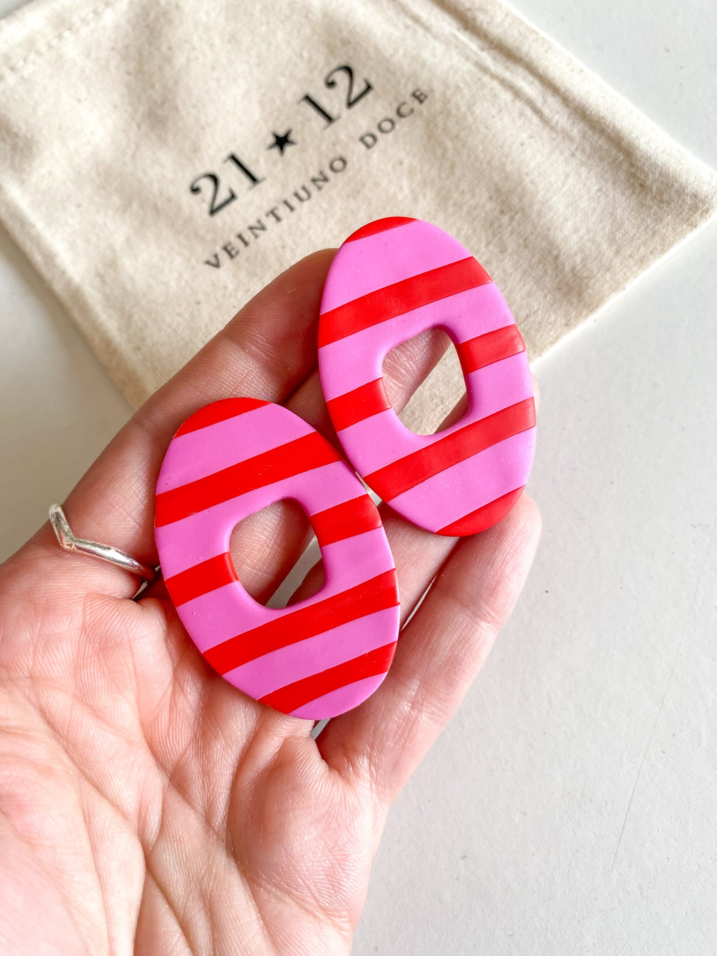 Aros Rayas Rojo/ Rosado