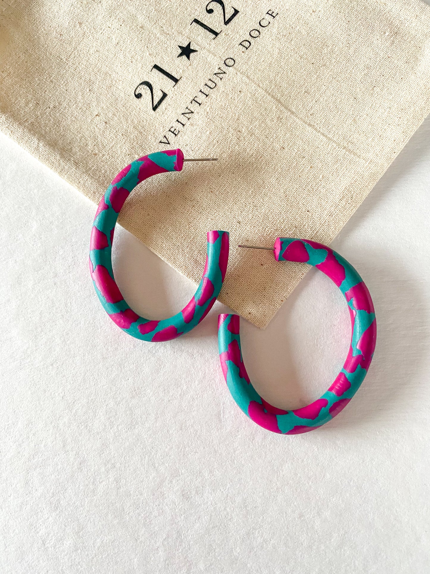 Aros Argollas Badi Fucsia