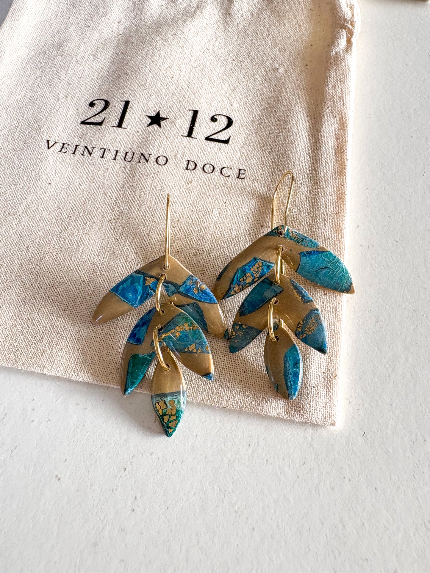 Aros Egeo Gancho Beige / Azul