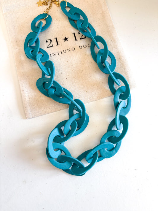 Collar Cadena Azul Petróleo