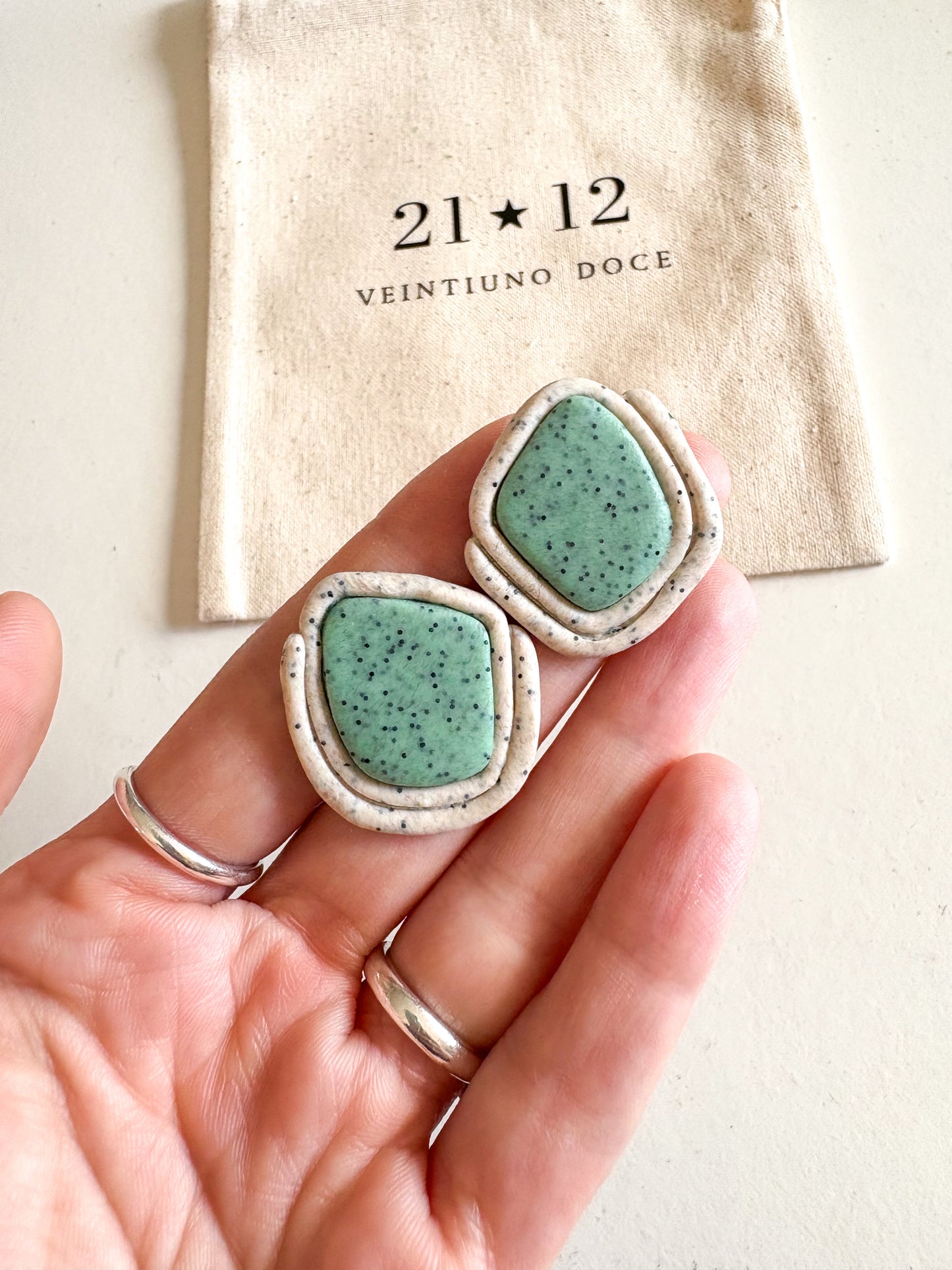 Aros Maida Beige/ Turquesa Granito