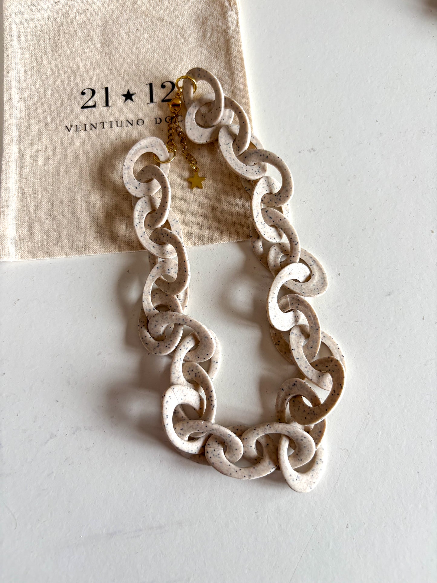 Collar Cadena Beige Granito