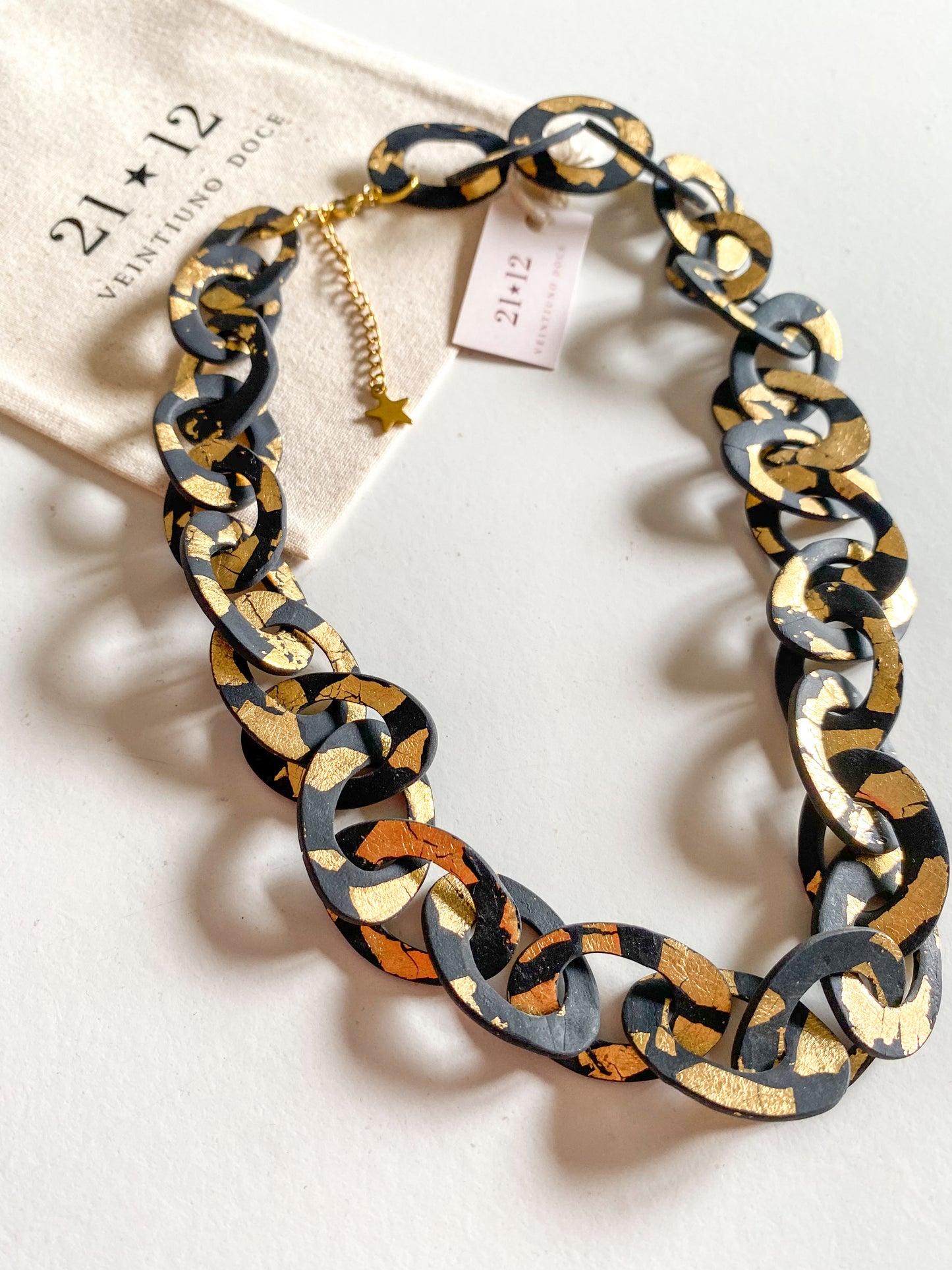 Collar Cadena Negro/ Dorado